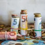 Risparmio in casa: guida completa a spese, budget e strategie pratiche per tagliare i costi ogni mese